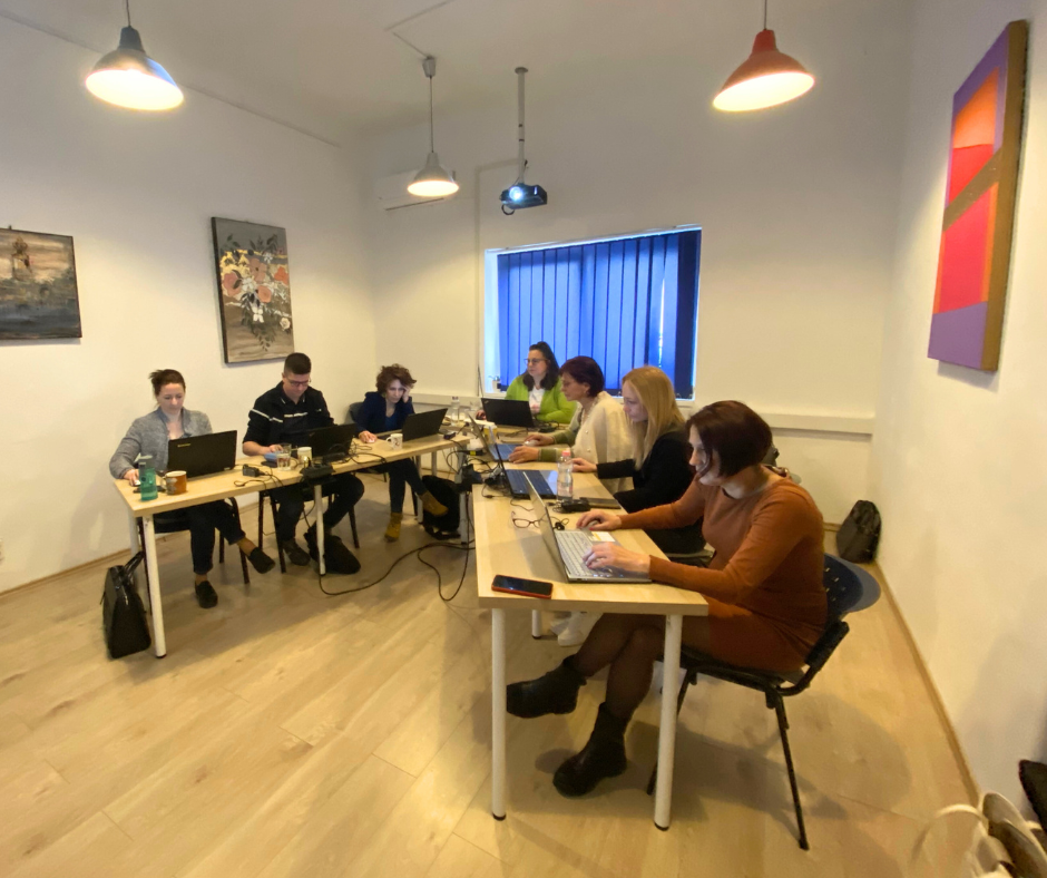 Canva Workshop, tanfolyam, Kolozsvári Zsuzsi, Kezdő Canva Tanfolyam Veszprém, marketinges képés